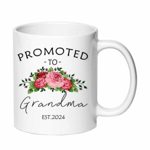 Promoted To Grandma 2024 Coffee Mugs, Grandma EST 2024 Coffee Mug for Woen, Gifts for Grandma from Grandchildren Grandkids, Grandma Pregnancy Announcement Gifts Mug (Grandma mug)